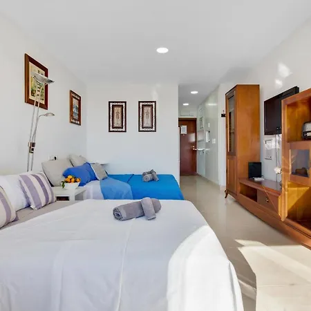 Manolo De Steram Flats Apartment