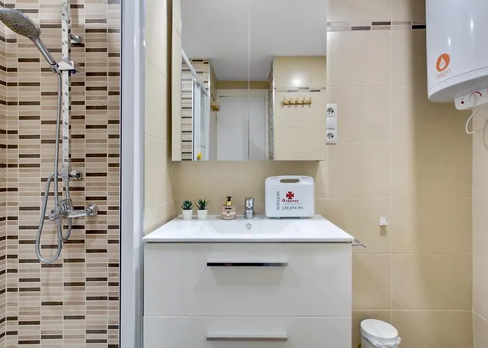 Manolo De Steram Flats Apartment